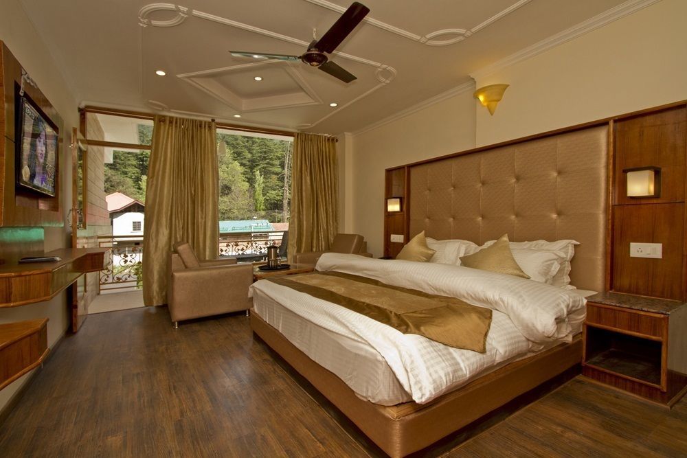 Hotel The Paramount Manali (Himachal Pradesh)